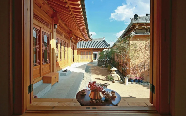 Wiyeonjae Hanok Stay