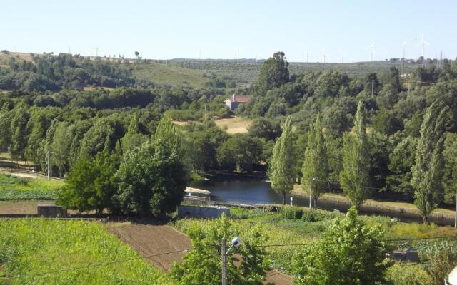 Palheiros do Castelo