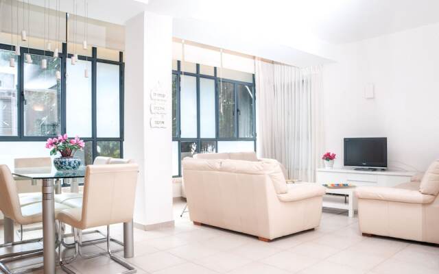 Old North Hidden Treasure 2BR 2BA