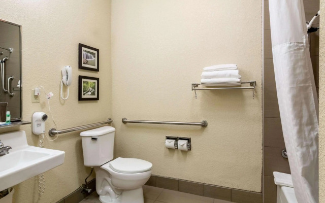 Comfort Inn & Suites - Hannibal