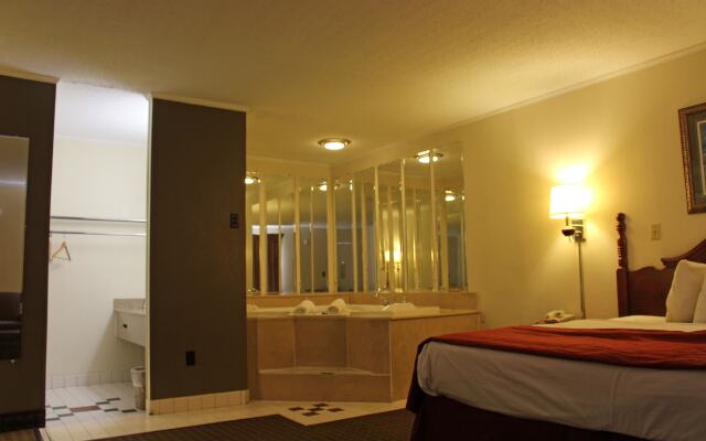 Lake View Inn & Suites