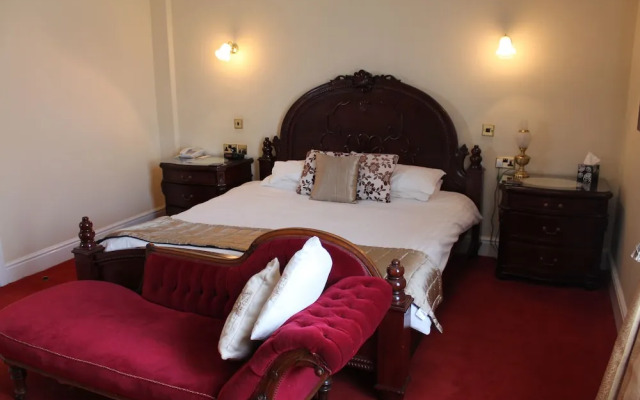 Longview Hotel