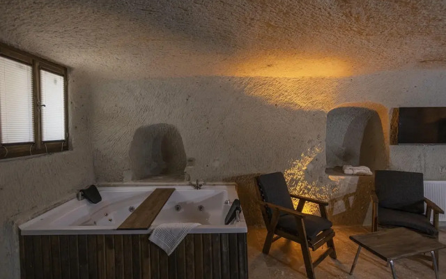 Kayaharman Cave Suites