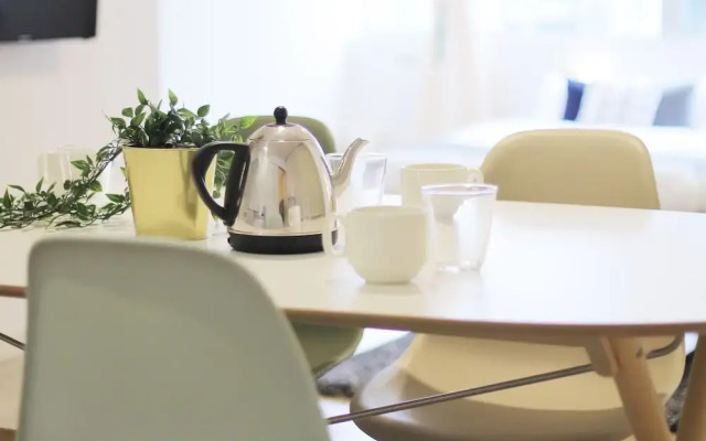 Nikke Building (401, 402)