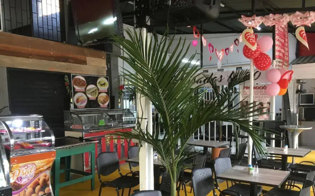 ESMED - Estación Medellín Hostel
