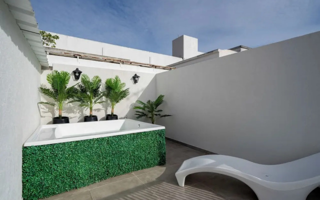 Fliphaus Serrano 1100