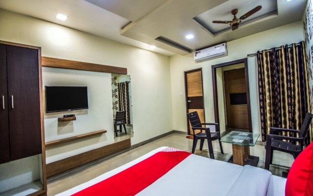 Kavita Inn By OYO Rooms
