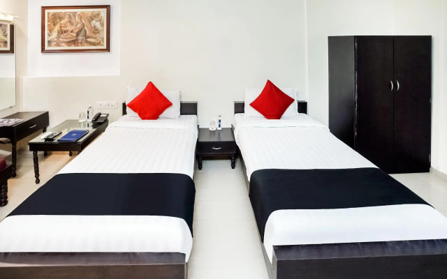 Tribecca Inn by OYO Rooms