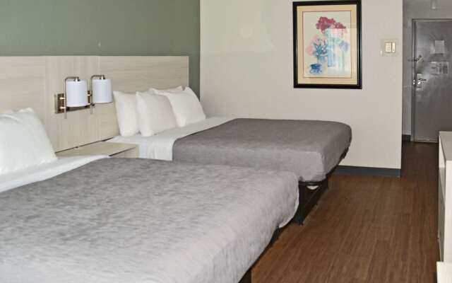 Quality Inn & Suites East Syracuse - Carrier Circle