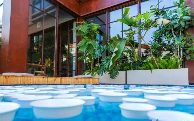 Jingdezhen Ziying · Man Life Design Hotel (Sanbao International Ceramic Village)