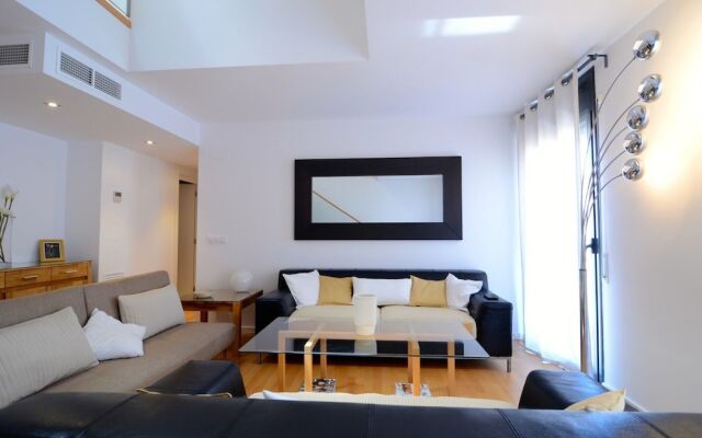 Duplex Esglesia 7 3-4