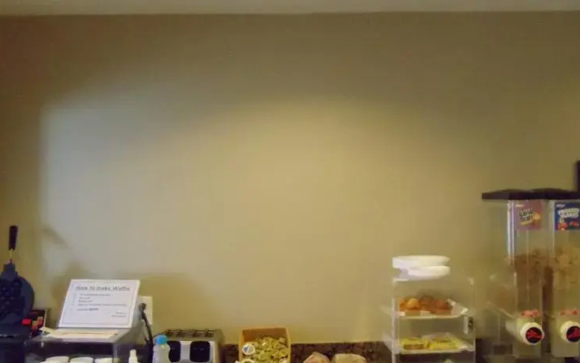 Americas Best Value Inn Buffalo