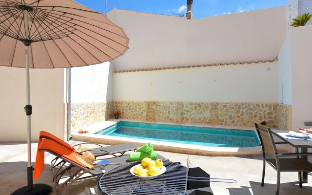 Mallorca Town House with Pool Beaches 20 Mints