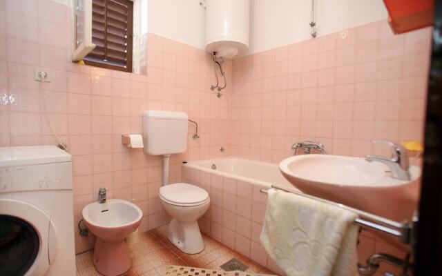 Apartments Marin / Two Bedrooms Jelena