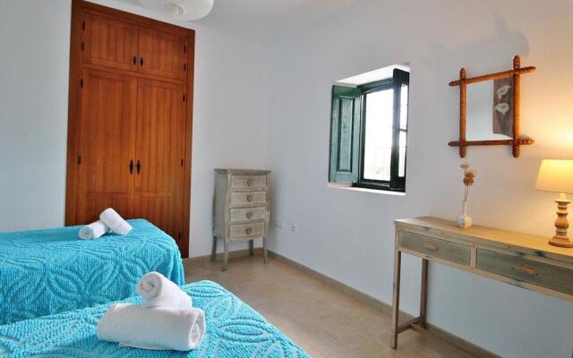 1035 Villa el Crucero