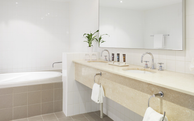 Novotel Perth Langley