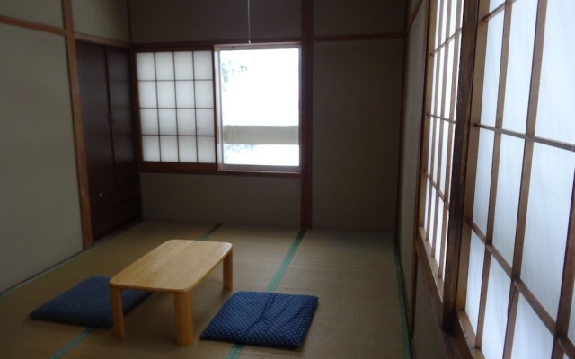 Ringoya – Guest Rooms – Hakuba