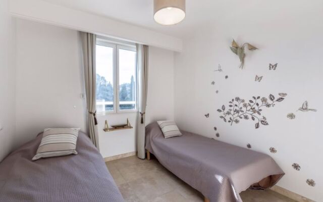 Le Domaine de la Baie 24095