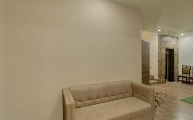 Laxman Residency by OYO