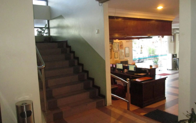 Hotel Damai