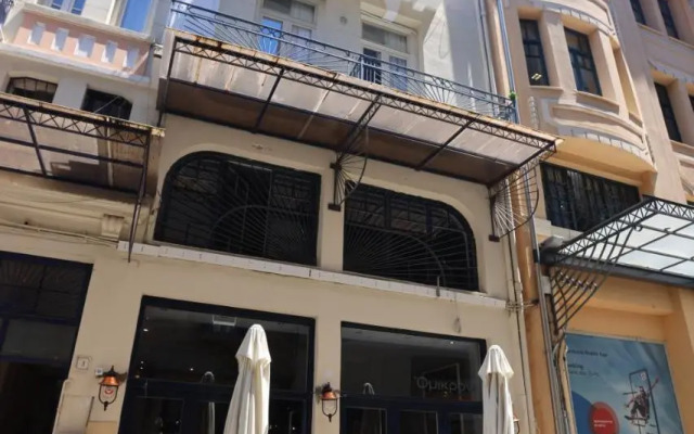 OPL Executive Apartment