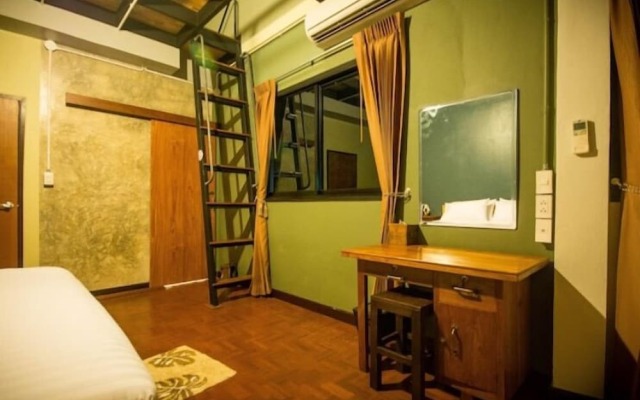 The Corner Unique House