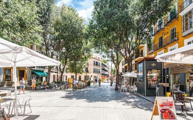 Radiant Holiday Home in Seville Near River