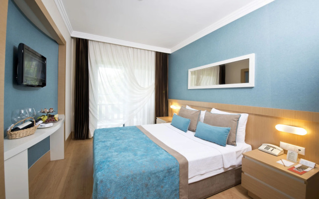 Limak Limra Hotel & Resort