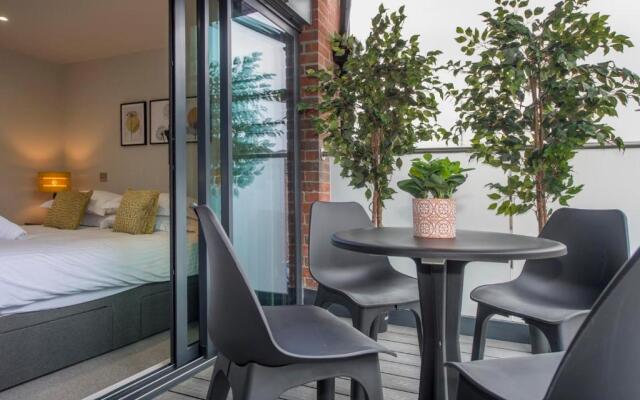 The Quadrant - The Botanical Suite