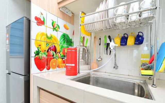 Minions Homestay_Near KLIA_WIFI + TV Box