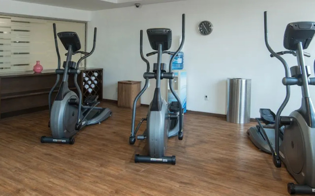 Holiday Inn Express Guadalajara Uag