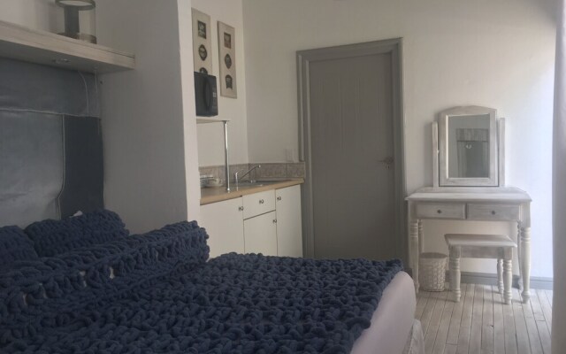 Gallimore Guest Lodge