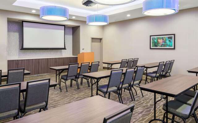 La Quinta Inn & Suites by Wyndham McAllen La Plaza Mall