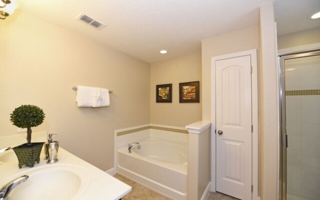 5336 Oakbourne Avenue,