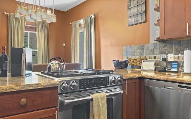 Brekke's Basecamp 3 Bedroom Home by RedAwning