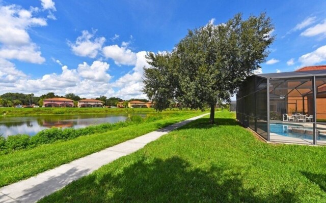 Villa Marcello 4 Bedroom Home by RedAwning