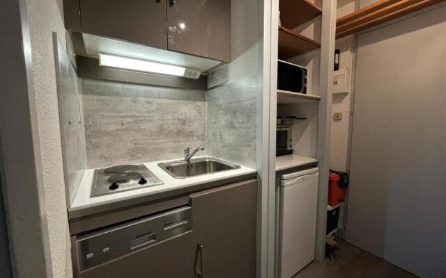 Appartement Les Menuires, 1 pièce, 2 personnes - FR-1-452-40