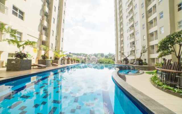 Modest 1BR Apartment at Parahyangan Residence
