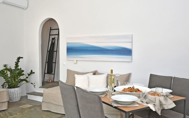 Tinos Blend Suites