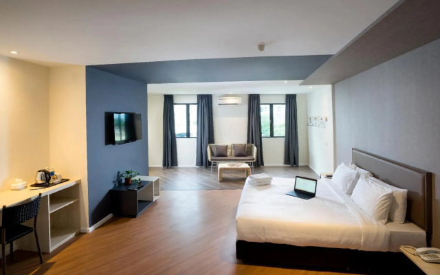 H Boutique Hotel Xplorer Maluri Cheras