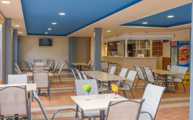 Anthoula Village Hotel