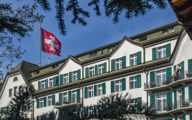 Cresta Palace