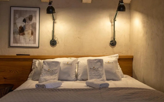 Superior 1 BR Apartment Gabriela next to Buža beach