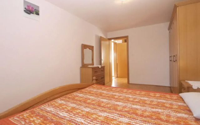 Apartment 1638