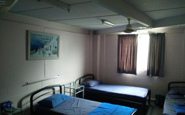 Cairns Girls Hostel