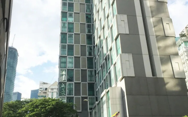 KLCC Soho Suite by SYNC