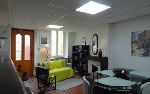 Gîte Vailly-sur-Sauldre, 3 pièces, 4 personnes - FR-1-586-14