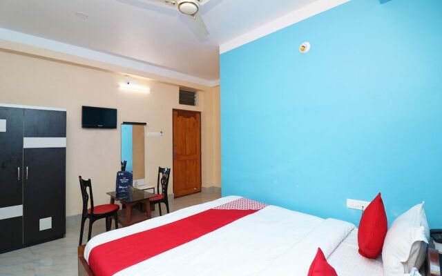 OYO 23151 Hotel Abani