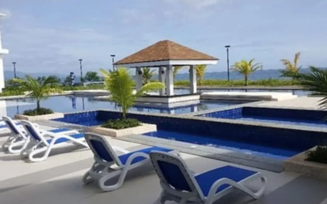 Dreamlike Arterra Hotel-Apartment Cebu Seaside 14 Floor