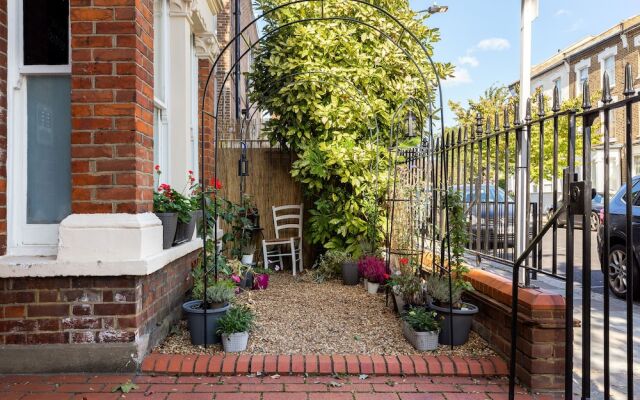 The Goldhawk Road apartments